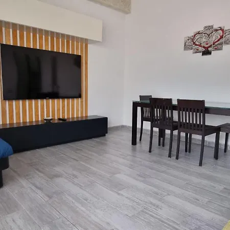 Casa Lorenzo Apartment *